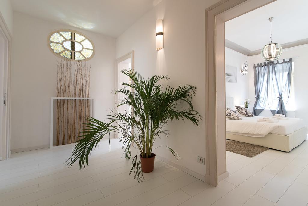 White Rooms Borgo Roma Exterior foto