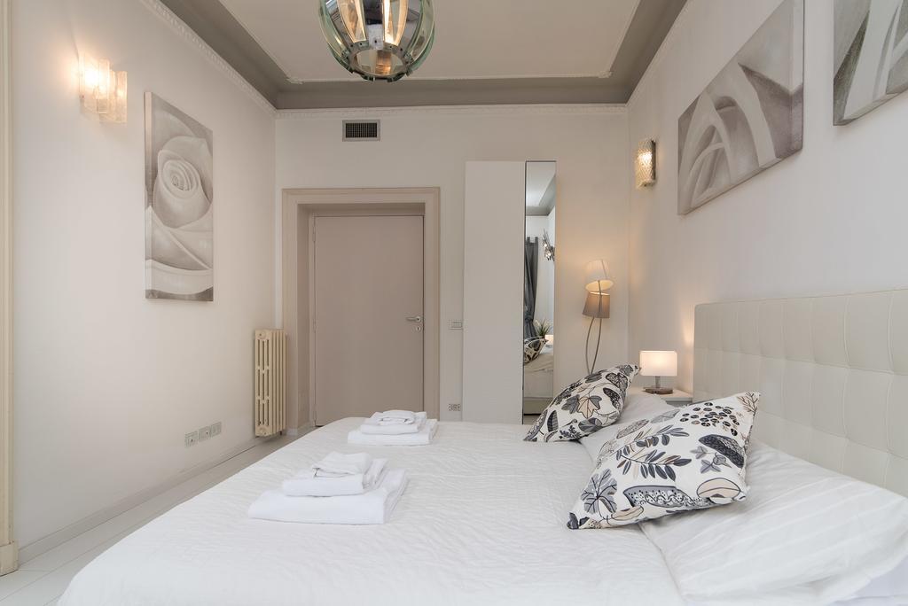 White Rooms Borgo Roma Exterior foto