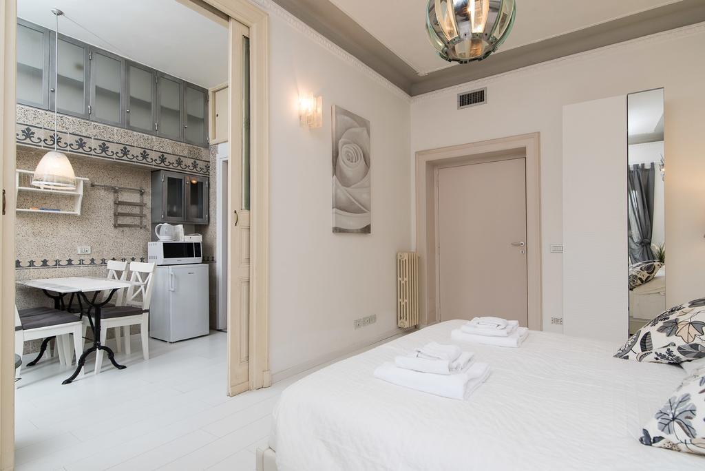 White Rooms Borgo Roma Exterior foto